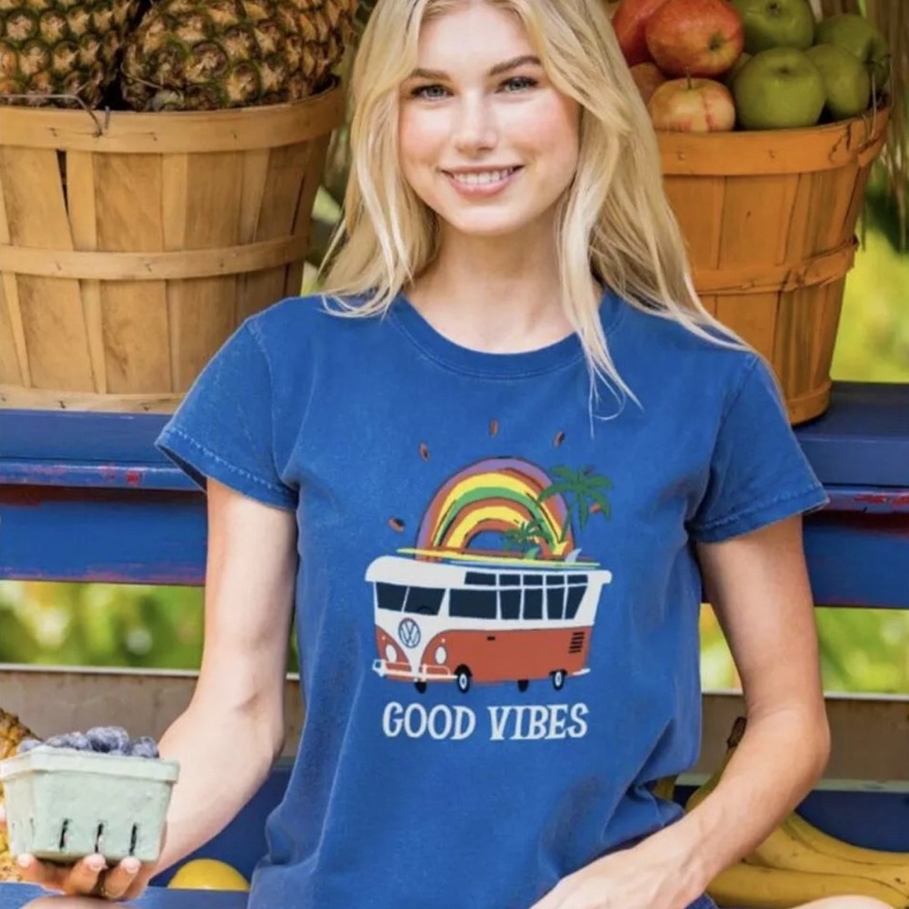 NWT 40% Off Volkswagen Rainbow Good Vibes T-Shirt Size XL Official Licensed